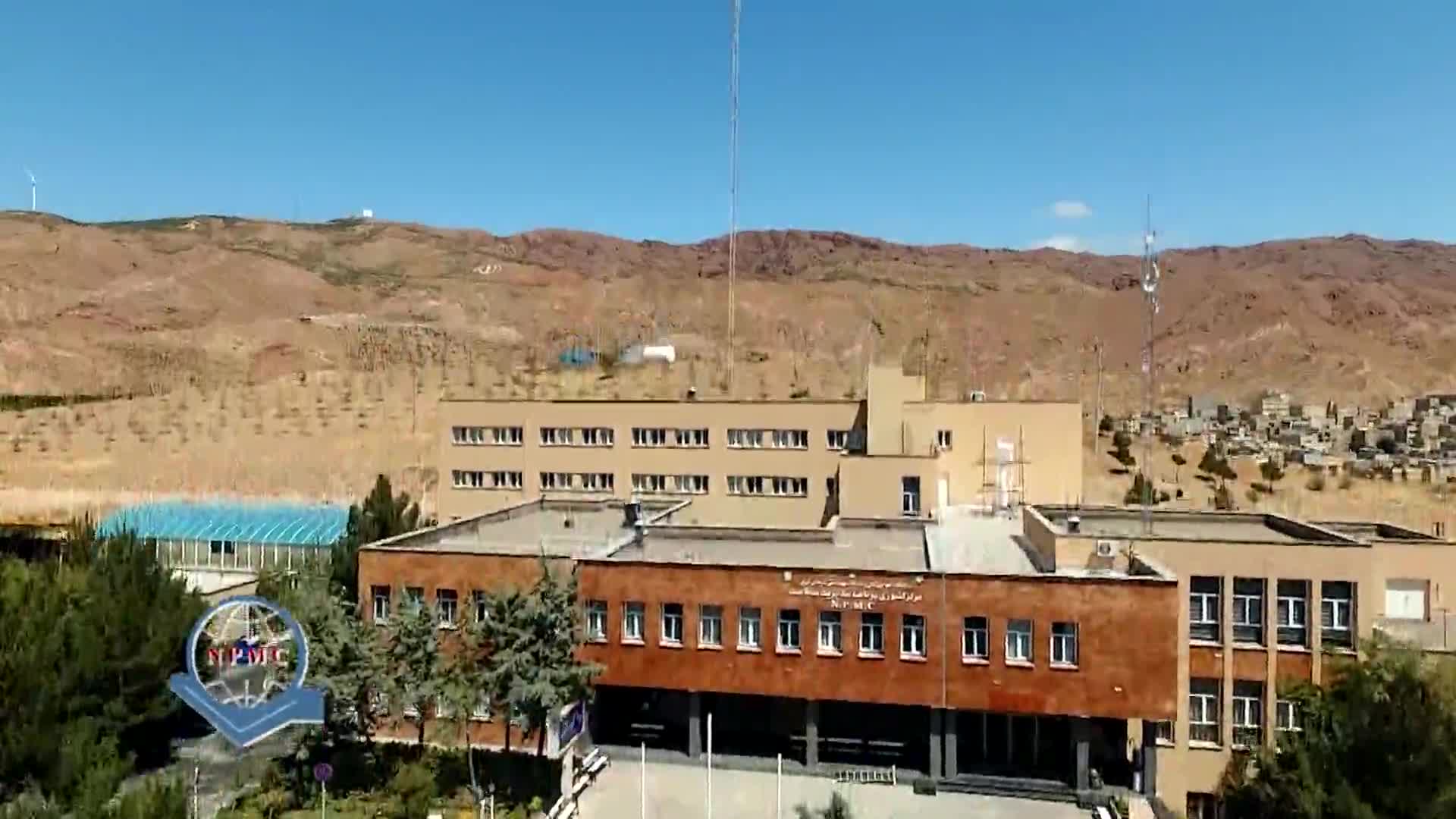 مرکز در یک نگاه